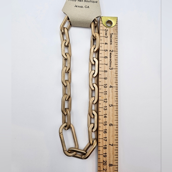 Chunky Gold Toned Chain Necklace, NWT - Picture 4 of 4